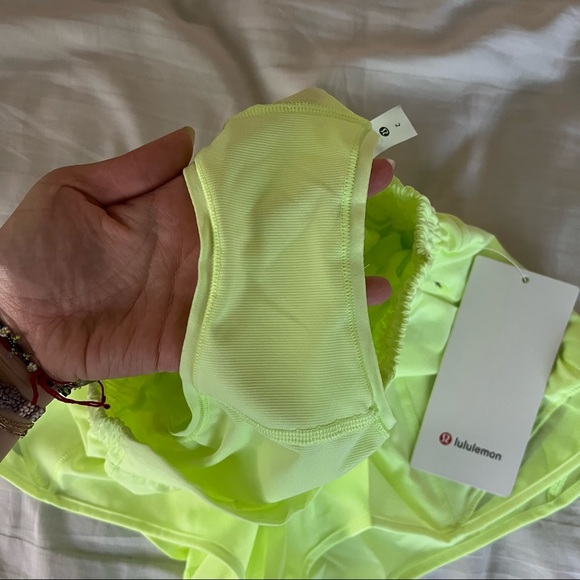 NWT lululemon faded zap hotty hot high rise shorts 2.5” - Picture 8 of 14